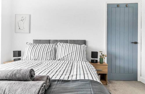 Relaxing 3 Bedroom Stay with Private TVs Near Ashby - Foto 21