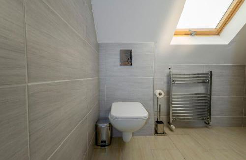 Private Luxe Bournemouth 5BR-7 Beds-3 Bath-Garden-Parking - Foto 38