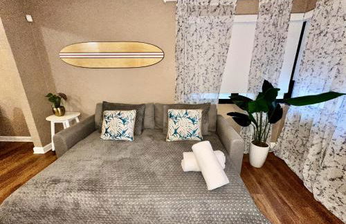 Family Friendly Home Near Beach and Downtown - Photo 25