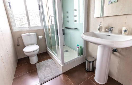 Coqueto y Luminoso en la Playa de La Arena - Foto 15