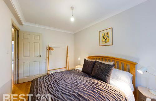 Redhill town centre apartment by Livingo - Foto 6