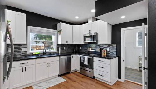 Hot Tub & Firepit Just Mins From Dwntwn Arena GU - Foto 3