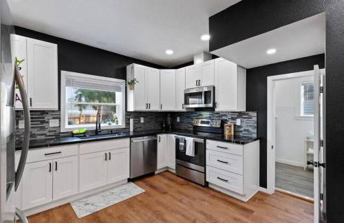 Hot Tub & Firepit Just Mins From Dwntwn Arena GU - Foto 3