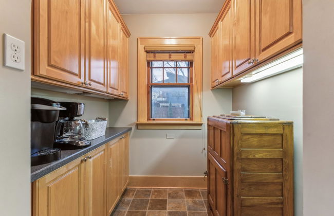 Charming Ann Arbor Retreat Near Dt & Attractions 3 Bedroom Home - Foto 26