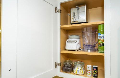 Emerald Luxe Lakeview 6 min to EPIC Universe - Foto 27