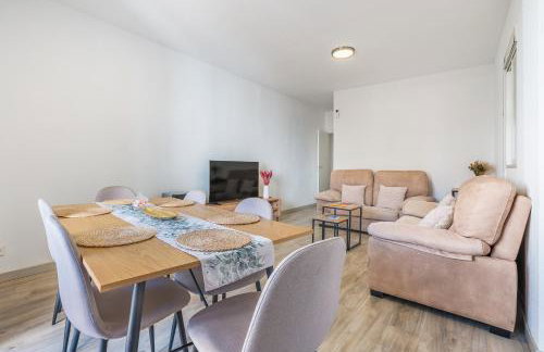 Bright Apartment In Maracena - Photo 2