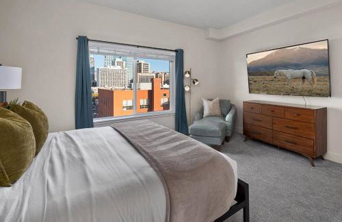 Convention Ctr - Stylish 2BD,2BA with Pool,Gym and Hot tub - Foto 25