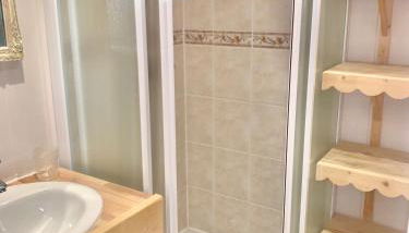 Charmant appartement avec départ et retour skis aux pieds - Photo 3, Shower
