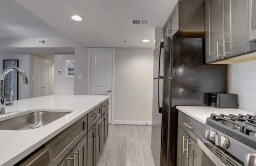 Sojourn Courtland Towers - Foto 30