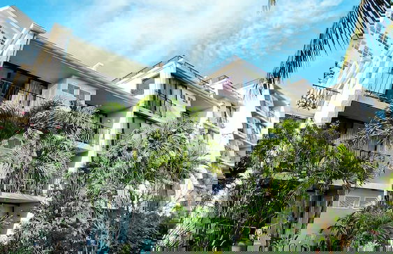 NEW Stunning Beachfront Condo at the Coral Beach - Foto 65