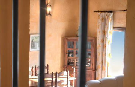 Charming House in Estepa with Mountain View - Photo 5