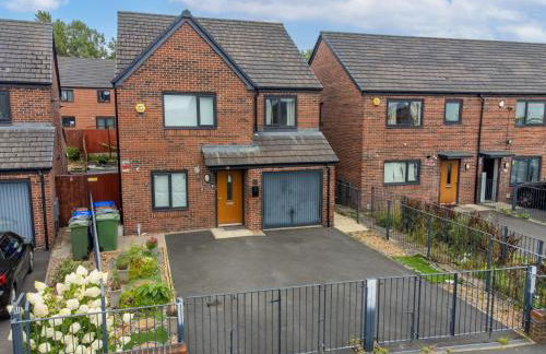 Modern 4 Bedroom Detached House 66CL - Foto 1