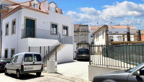 Cozy house in Castelo Branco, 60 m², city view balcony - Foto 2