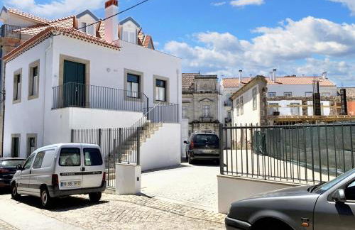 Cozy house in Castelo Branco, 60 m², city view balcony - Foto 2