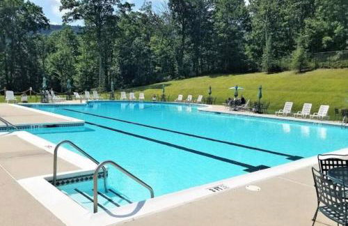 The Outpost Camelback Walk to Ski, Swim, and Fun! - Foto 57