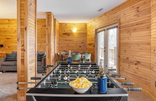 Leyland by Avantstay Cabin Mansion w/ Views - Foto 18