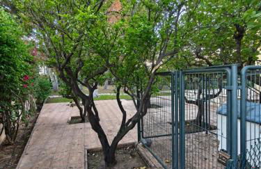 Beautiful home with spacious land in San Vicente - Photo 12