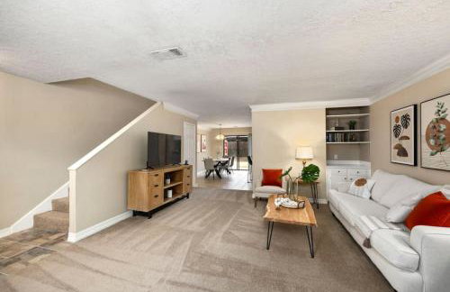 Modern Montrose Townhome Sleeps 10 Walk to Dining & Downtown - Foto 20