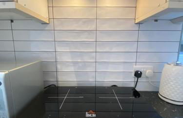 Lovely and Modern Studio Apartment. - Foto 9