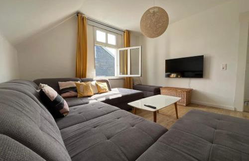 Moderne Altbauwohnung im Grünen - Foto 7