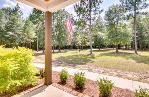 Stylish Hephzibah Home with Fire Pit and Theater Room! - Foto 31