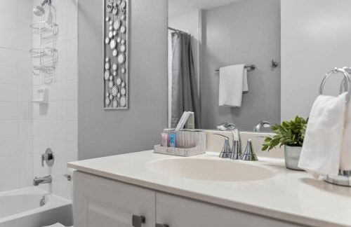 Waterfront Luxury 2-Bedroom Condo Sunny Isles Beach - Foto 37