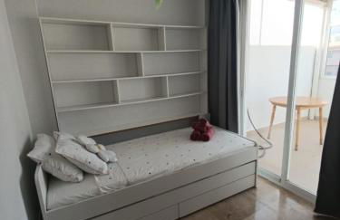 First Floor Casa Privee - Two bed Beach Terrace & Balconies - Foto 9