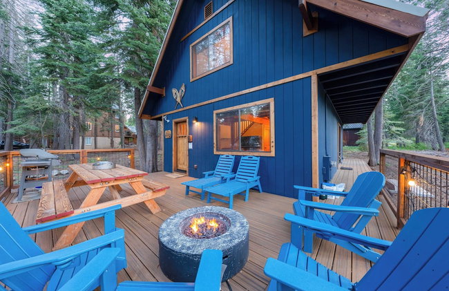 Minutes to Skiing & Lake Hot Tub, Fire Pit, Deck Indigo Owl by Avantstay - Foto 59