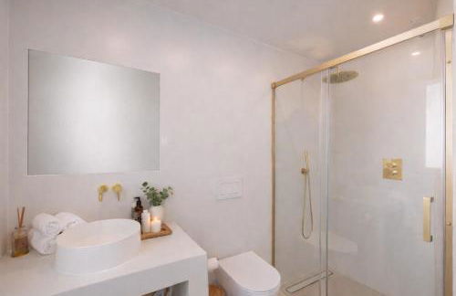 Luxury Sea Views Smart Villa Luz Bliss, 2 Stunning Sea Views, Infinity Pool, Sauna, Gym, Home Cinema, Full Smart Home Technology and Full Privacy - Foto 43