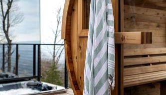 Stunning Mirrored Glass Cabin with Hot Tub & Sauna near Lookout Mountain, Dade County, GA - Foto 3