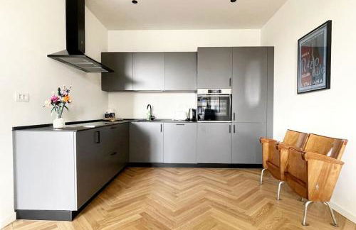 Penelope's Apartment - Photo 4