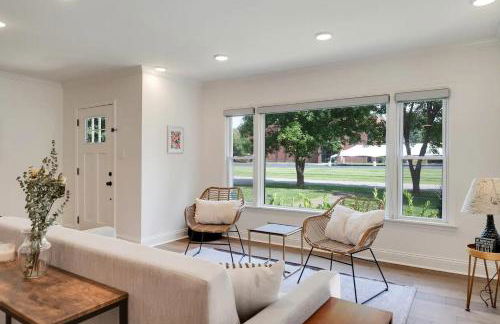 Modern cozy residential home local experience - Foto 16