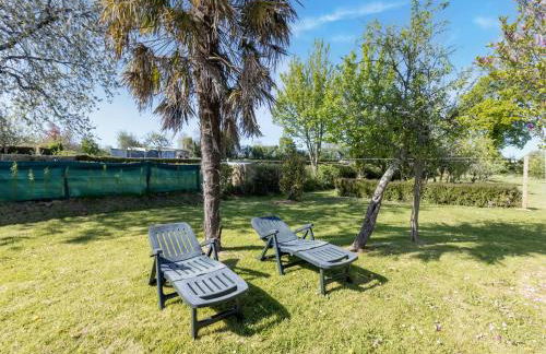 Charming Home with Orchard - Foto 24