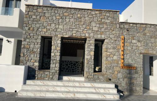 Latramys Suites - Photo 31