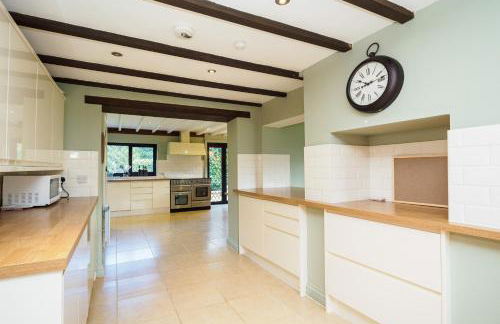 Countryside Retreat packed with Activities Tennis including Hot Tub, BBQ, Darts - Foto 12