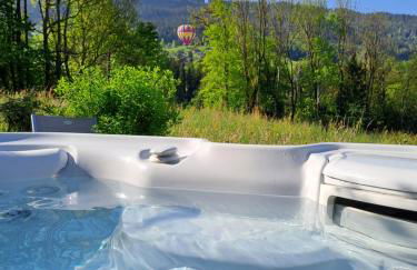 A4 km de Megève très joli studio avec jacuzzi ,vue sur les montagnes au calme - Foto 15