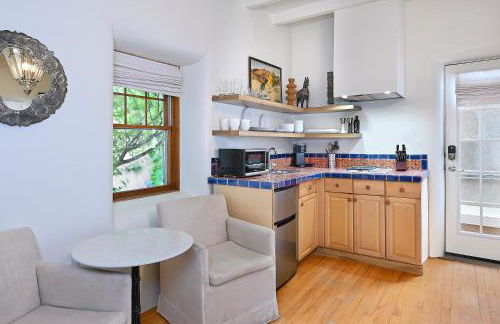 Dos Hermanas Casita 8 Downtown Courtyard Patio - Foto 10