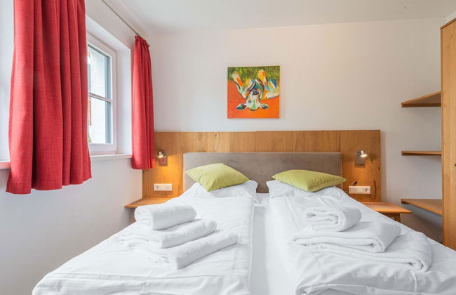 Chalet in Niedernsill Near Ski Slopes - Foto 5