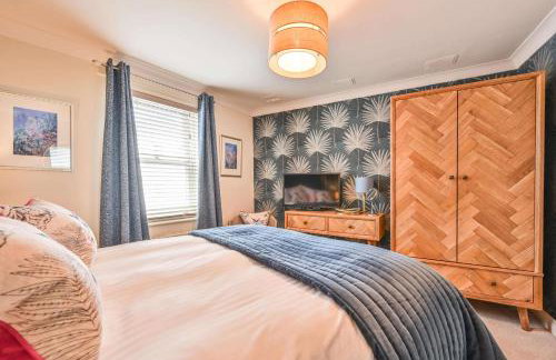 Lisburne Place - Luxury Three Bedroom Town House - Photo 29