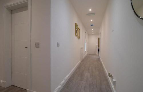 William Wallace View - 5 Bedrooms in Stirling - Photo 11