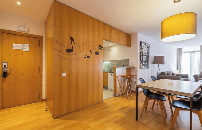 Aspasios Plaza Real Apartments - Foto 17