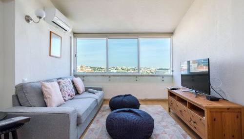 Sunny Monte Estoril - Photo 2