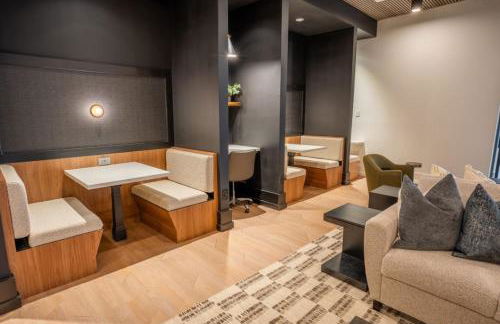 Elegant, Spacious 3BR 2B Apt Perfect for Long Stays - Foto 14