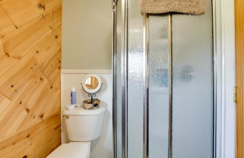 1 Mi to Public Beach Port Austin Cabin with Hot Tub - Foto 24