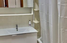 Primera línea de playa y Gibraltar a 5 minutos - Foto 9