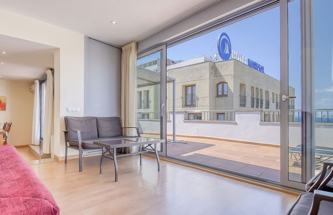 Centrally Heated Apt. in Roses - Photo 11