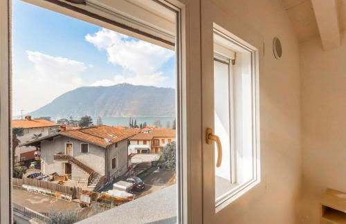 PENTHOUSE ISEO LAKE VIEW - Free Wi-Fi and Private Parking Included - Foto 24