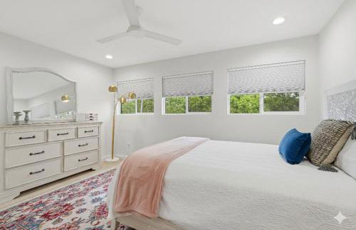 New Tiffany Blue Home on UT Campus, Moody with Dedicated Parking - Foto 18