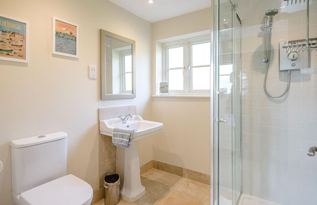 Hill Stables, Ufford - Photo 14