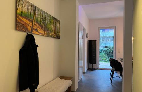 NOOQA Duisburg - Living Collection - Parkplatz, Smart TV, Küche, voll ausgestattet - Photo 21